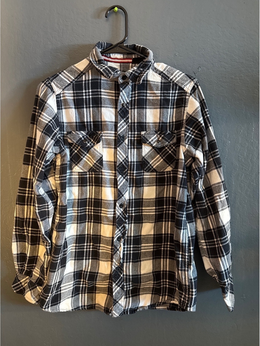 First Wave Black and White Plaid Button-Up Shirt Size 18